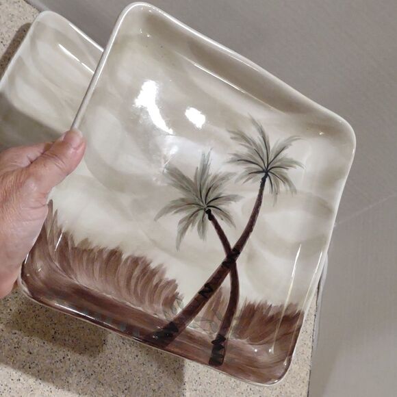 👍 2 Palm Tree Ceramic Square Plates. Tropical Beach C6 - Picture 2 of 5
